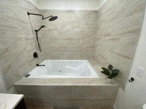 Guest house with big jacuzzi